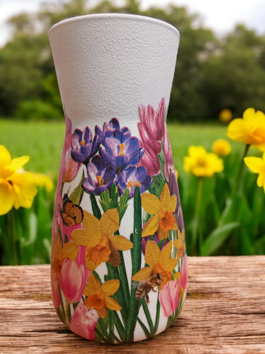 Daffodil Vase